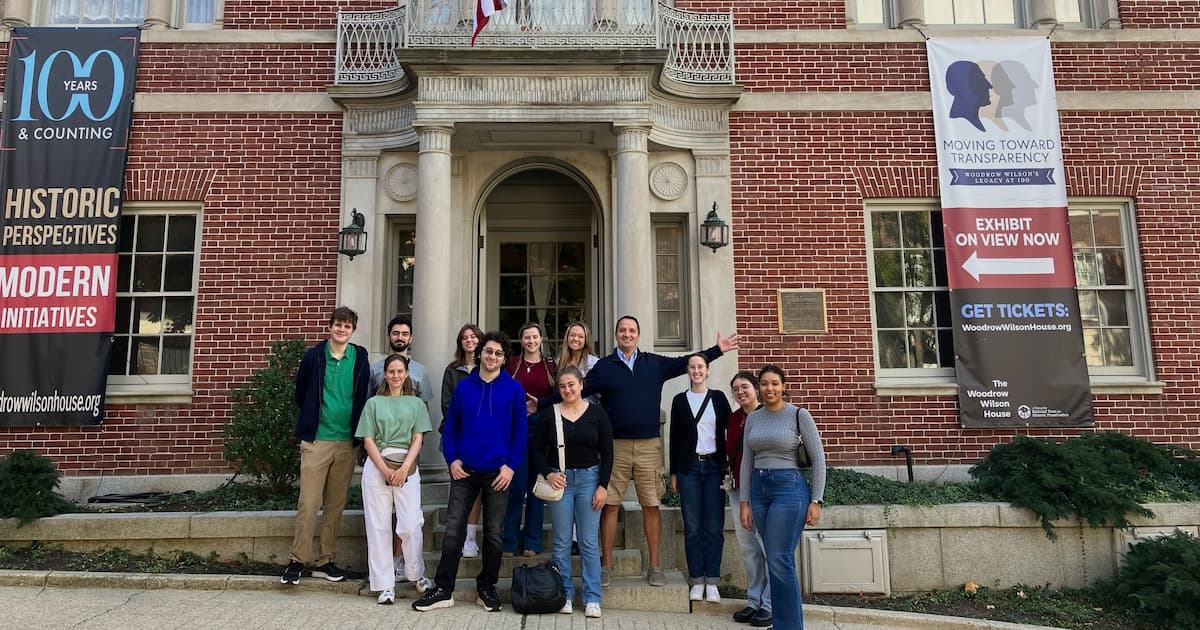 Wilson House tour group at the museum's front entrance.