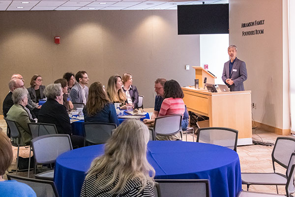 AU College of Arts & Sciences professor Kiho Kim leading a faculty training