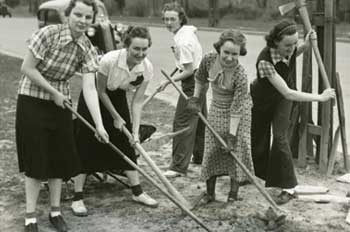 coeds in the 30s, working in the garden